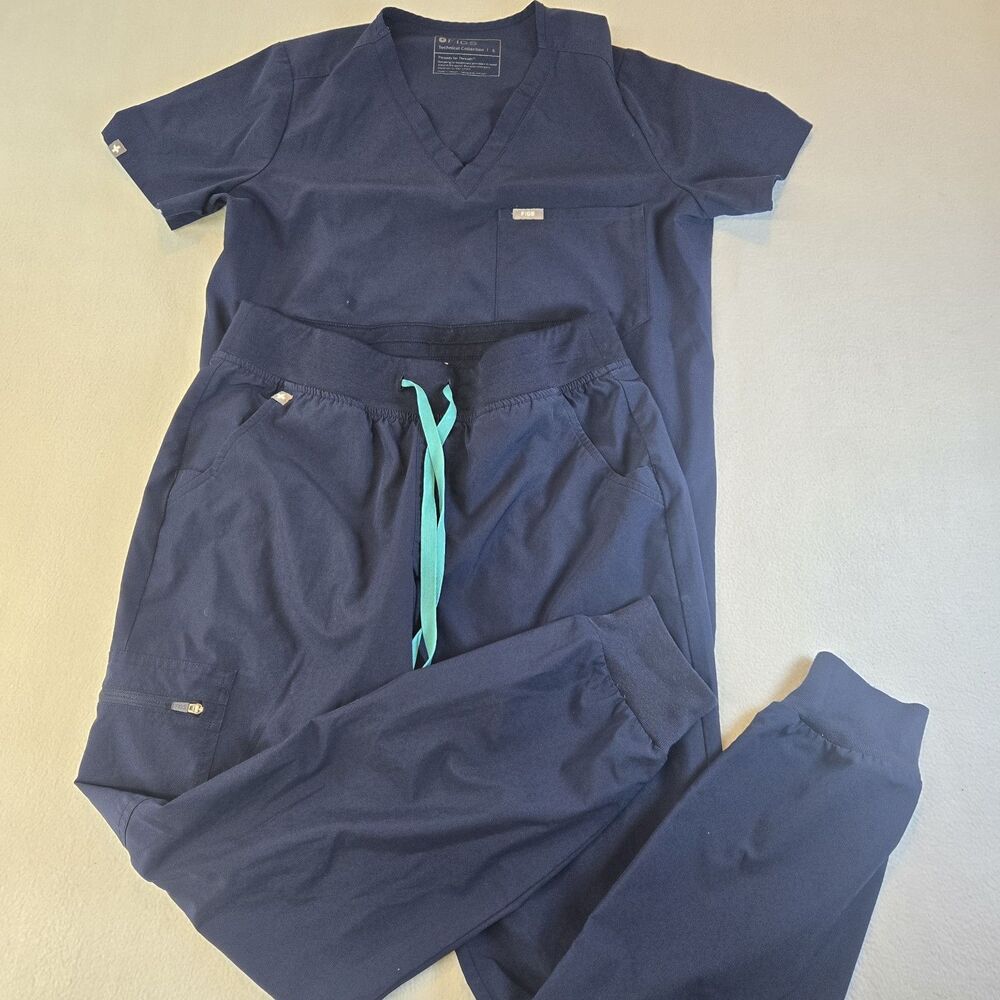 FIGS Technical Collection Women’s Navy Blue Scrub Set V-Neck Top Jogger Pants S